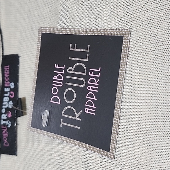 Skull button down by Double Trouble Apparel - Picture 5 of 8